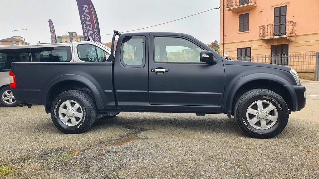 ISUZU D-MAX 3.0 TD SPACE CAB 4X4 "LS", foto 16