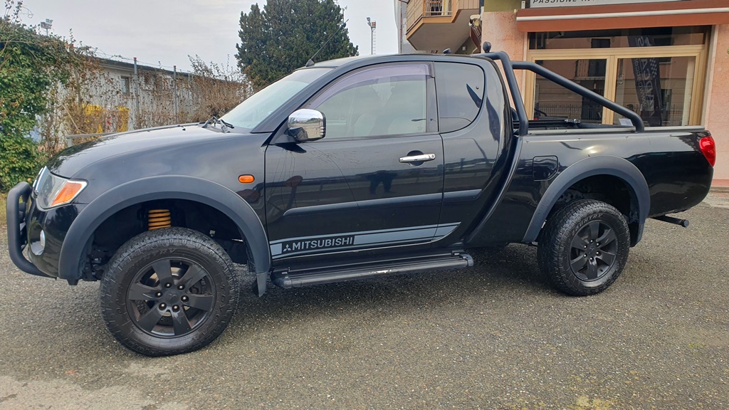 MITSUBISHI L200 2.5 DI/D 136CV CLUB CAB INTENSE, foto 4