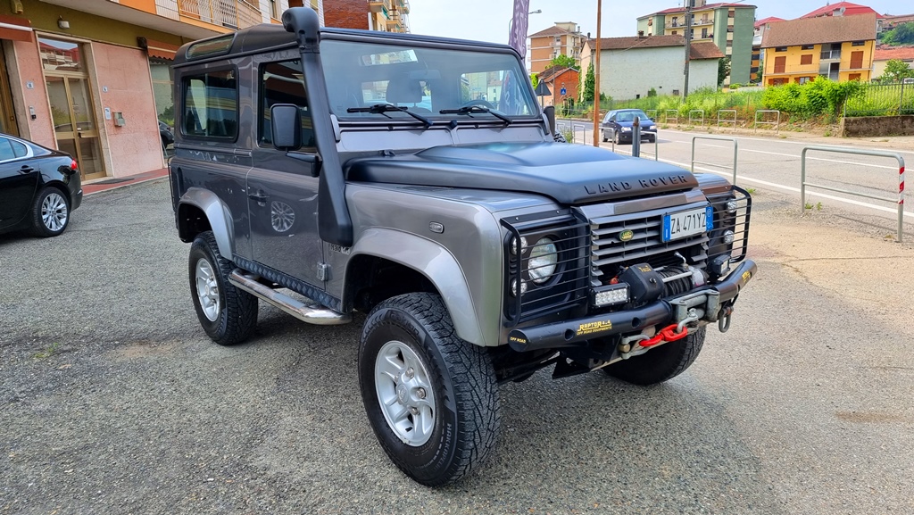 LAND ROVER DEFENDER 90 TD4 "SE", foto 17
