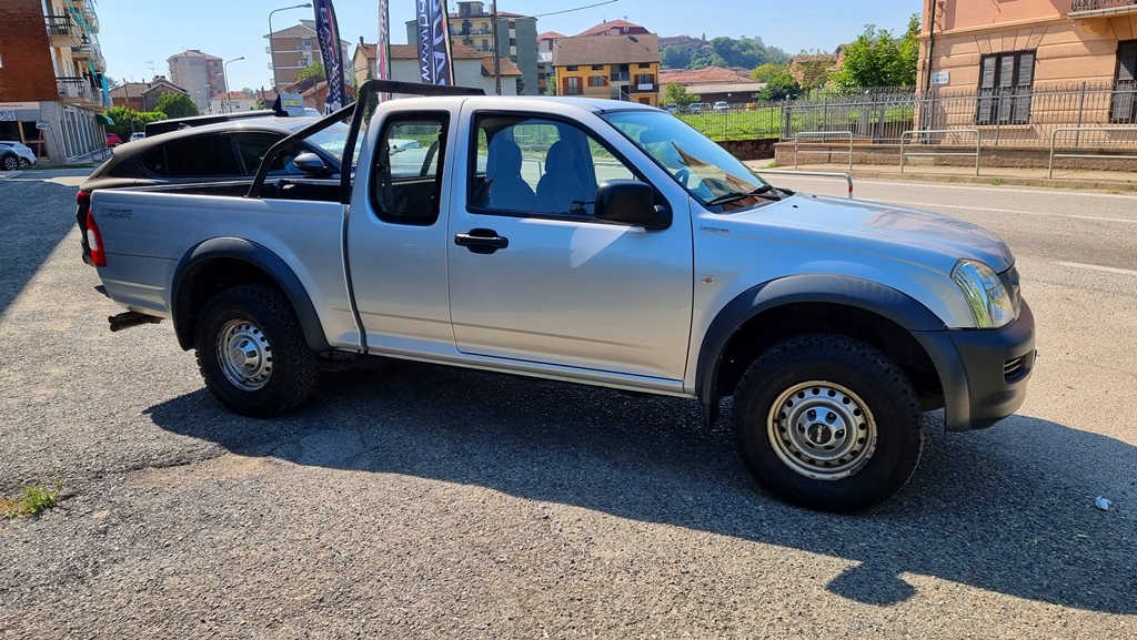 ISUZU D-MAX 2.5 TDI SPACE CAB 4WD, foto 15