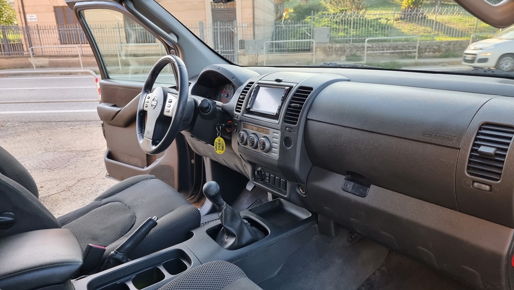 NISSAN NAVARA 2.5 DCI 171 CV "SE" FATTURABILE, foto 32