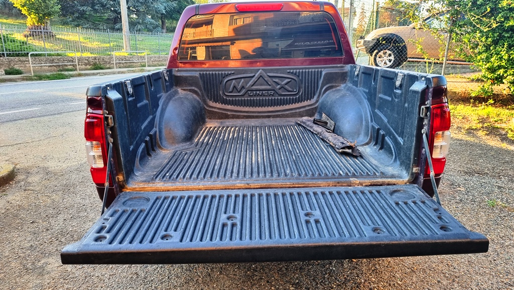 ISUZU D-MAX 3.0 TD LS, foto 9