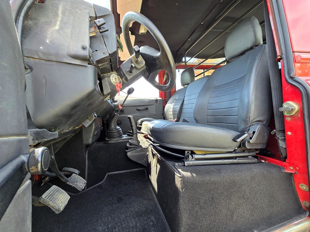 LAND ROVER DEFENDER 90 TDI 300 SW COUNTY, foto 33