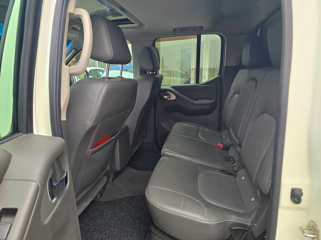 NISSAN NAVARA 3.0 V6 TDI 231CV "LE", foto 47