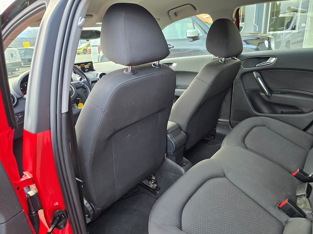AUDI A1 SPORTBACK 1.4 TDI 90 CV S LINE EDITION PLUS, foto 33