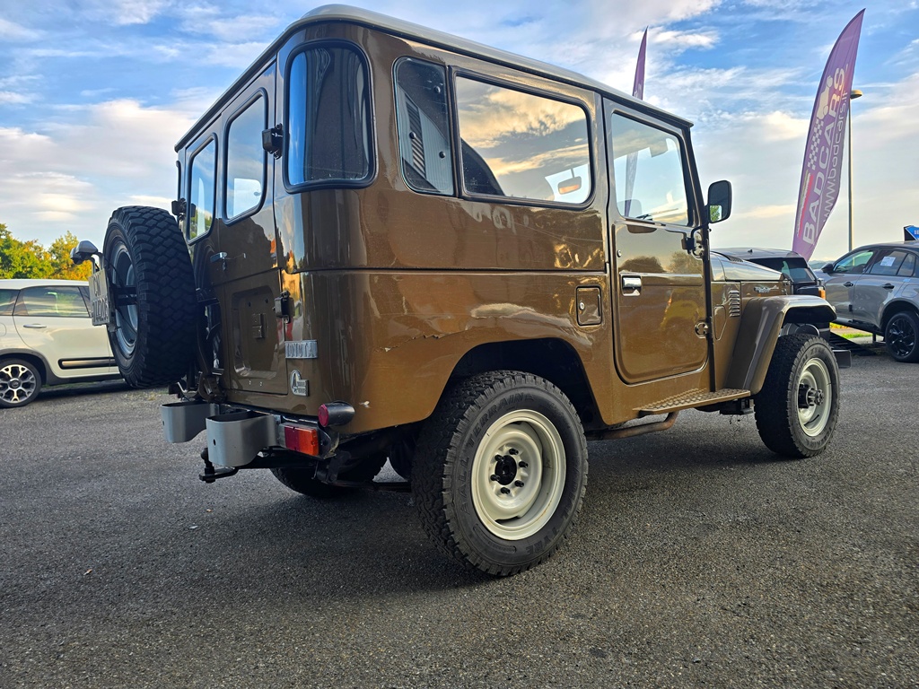 TOYOTA LAND CRUISER BJ 40 3.0 D, foto 11